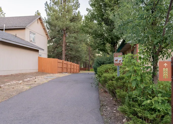 Ponderosa Pines Retreat By Skyrun Vacation Sedona Holiday home Flagstaff